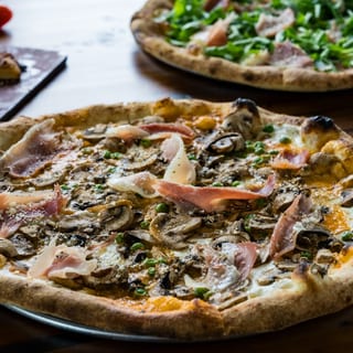 LG Vodka Pizza